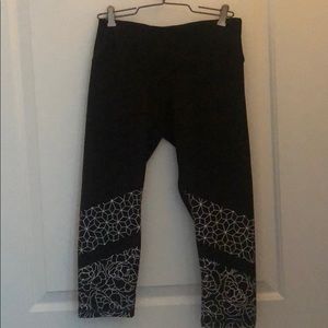 Patterned leggings